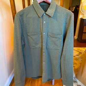 NWOT Lululemon Compatibility Shirt - Size M